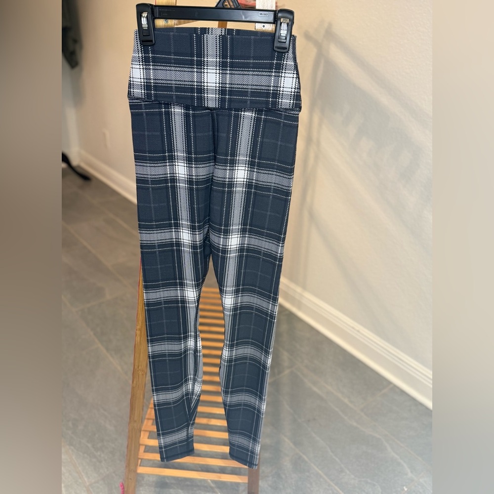 NWOT ALO Yoga High-Waisted Legacy Vapor Plaid Leggings, Size XXS - Picture 4 of 5